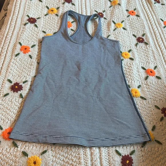 Lululemon Cool Racerback
Gingham Luon White Black - Picture 6 of 9